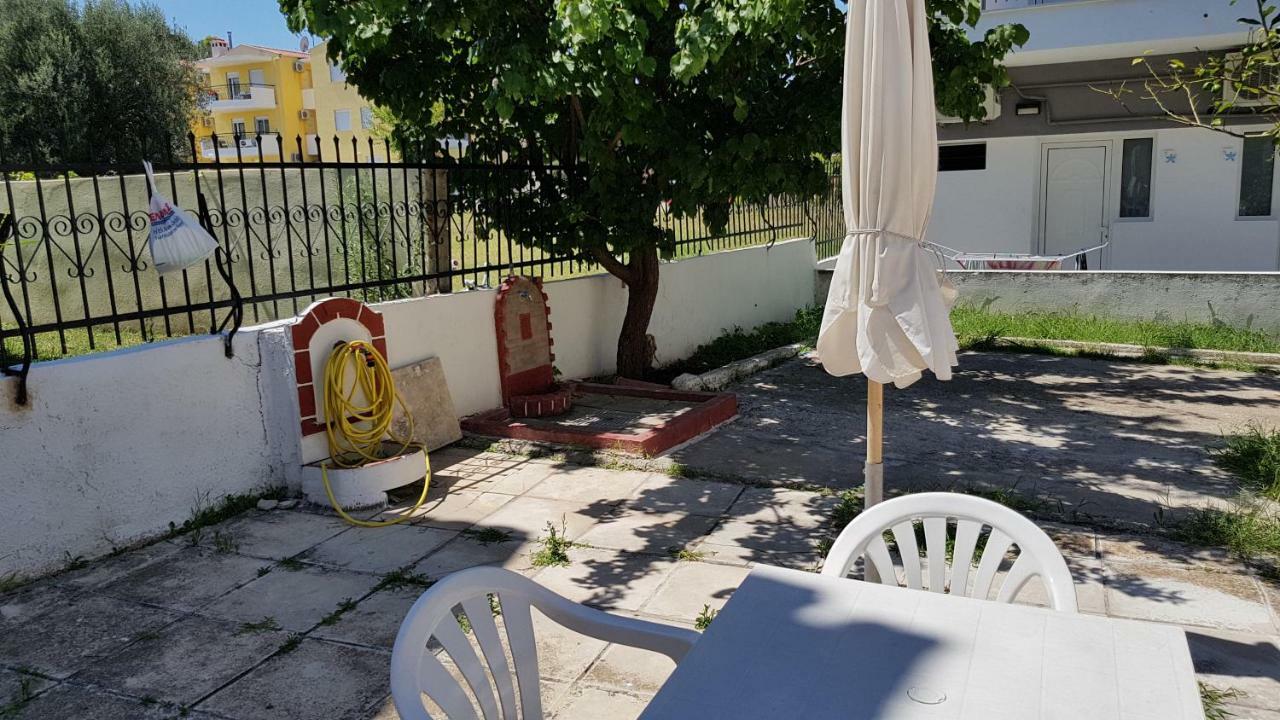 פוליכרונו Cosy Family Apartment Near The Sea מראה חיצוני תמונה