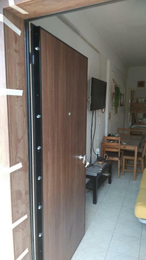 פוליכרונו Cosy Family Apartment Near The Sea מראה חיצוני תמונה