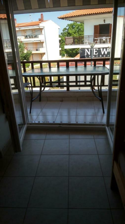 פוליכרונו Cosy Family Apartment Near The Sea מראה חיצוני תמונה